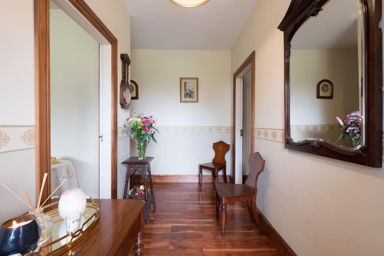 Ashwood House Bed & Breakfast Corrandulla ภายนอก รูปภาพ
